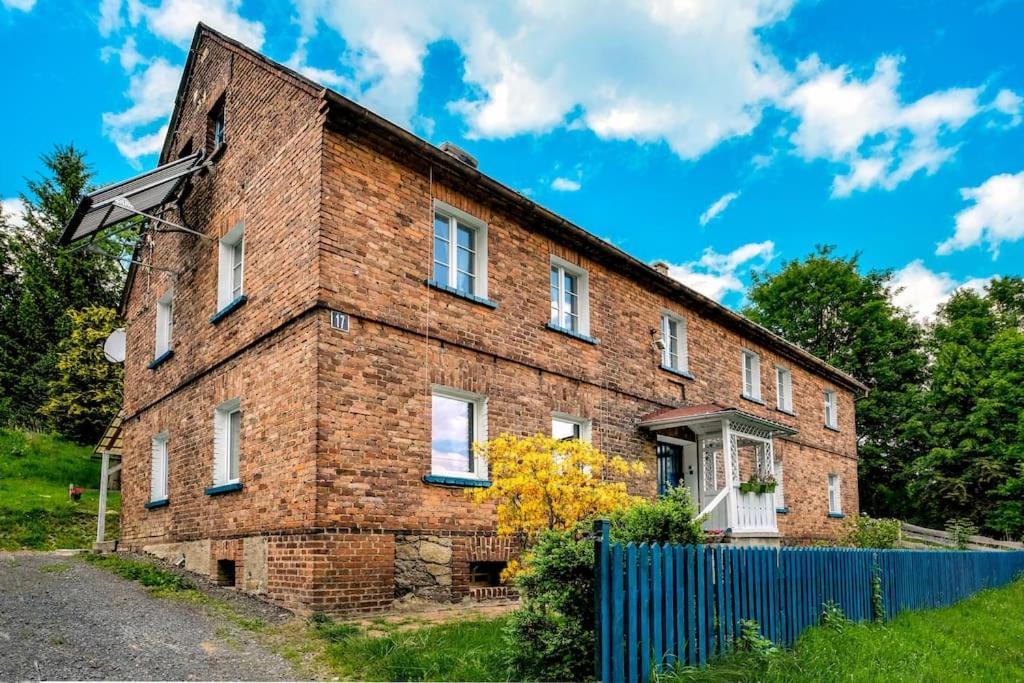 Szewska Pasja Agroturystyka Wiejska Leśna Exterior foto